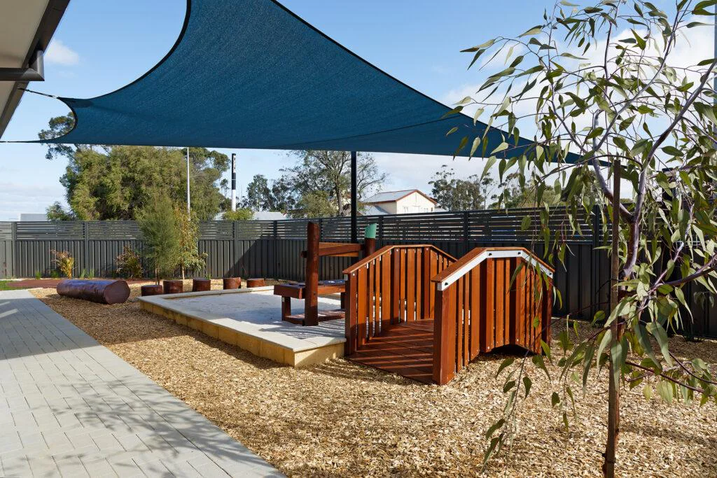 Bridge Type A | Create pathway connections with our Bridge Type A, featuring gentle arch style design, Jarrah hardwood and robust aluminium framework for accessible playground transitions. | VRI