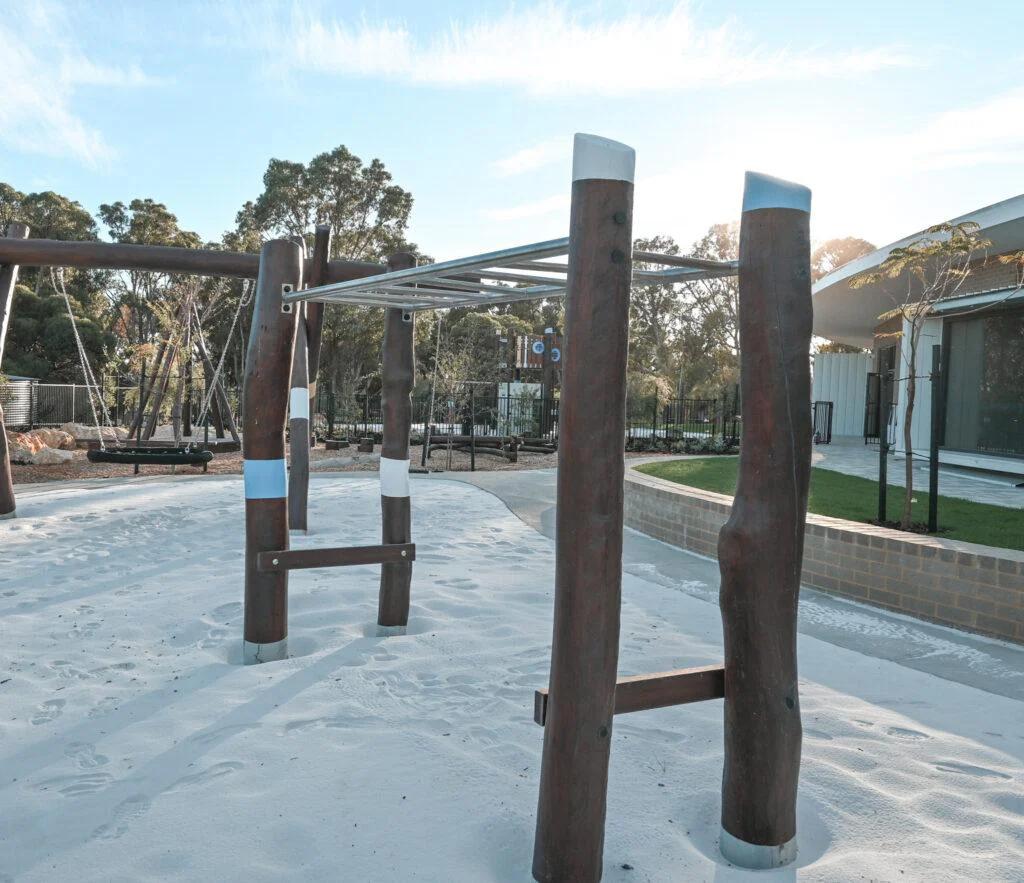 Monkey Bars Short | Build strength and confidence with our Monkey Bars Short, featuring natural Jarrah posts and stainless steel bars perfect in any playground. | VRI