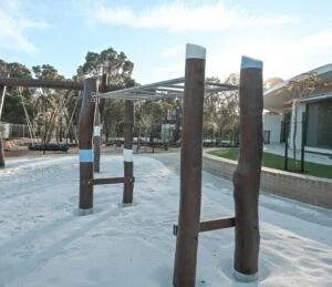 Monkey Bars Short | Build strength and confidence with our Monkey Bars Short, featuring natural Jarrah posts and stainless steel bars perfect in any playground. | VRI