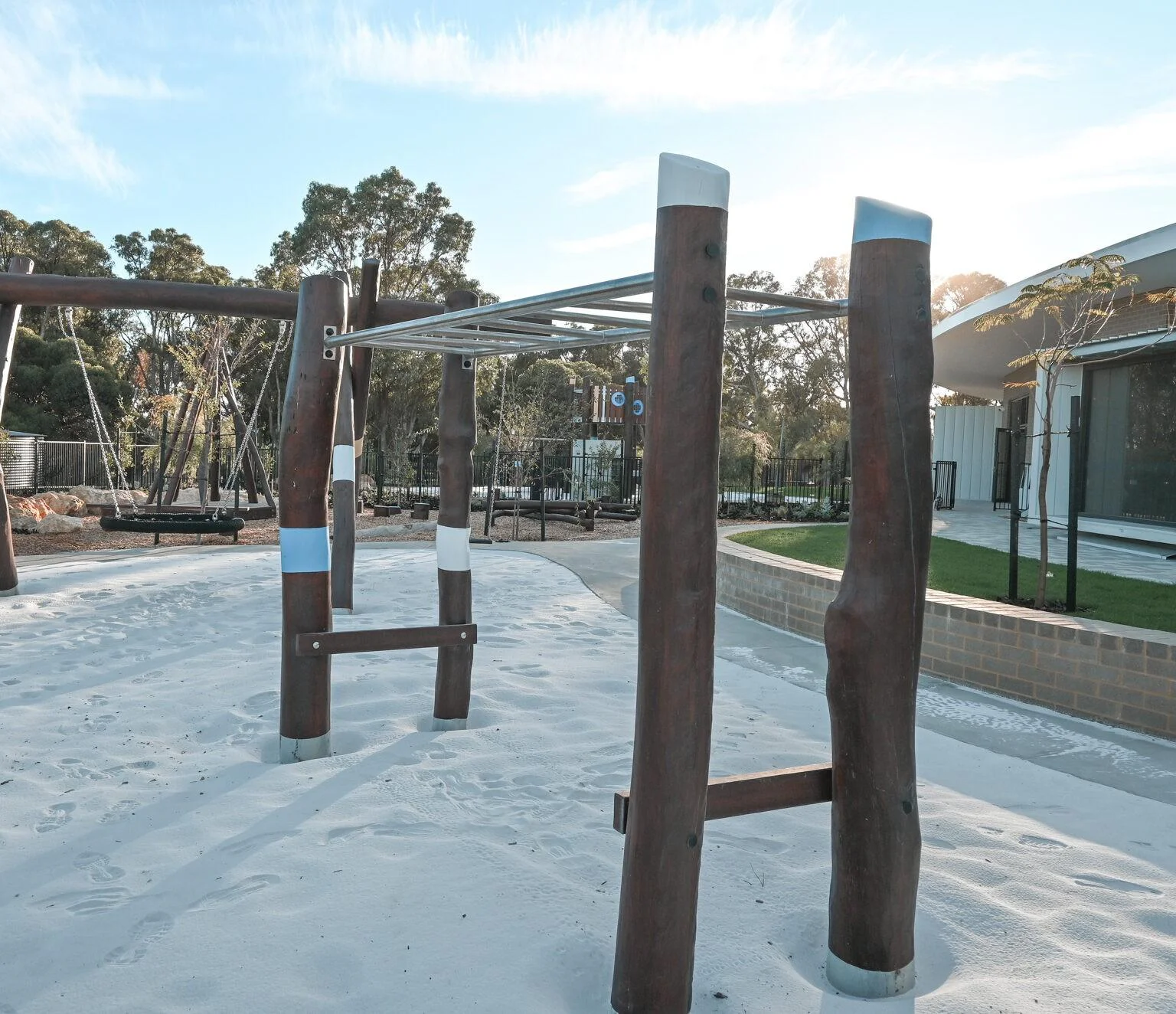 Monkey Bars Short | Build strength and confidence with our Monkey Bars Short, featuring natural Jarrah posts and stainless steel bars perfect in any playground. | VRI