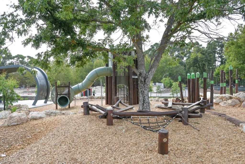 Glen Iris Estate